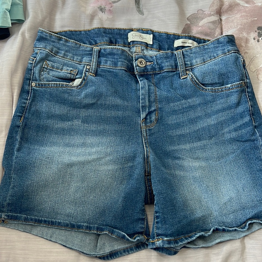 Jessica Simpson forever short 14w